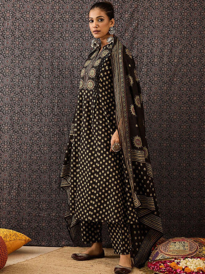 Dhiyona IE Women Ethnic Motifs Embroidered Panelled Thread Work Pure Cotton Kurta with Trousers & With Dupatta