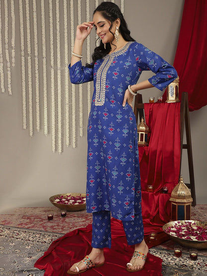 Dhiyona VA Women's Blue Bandhani Printed Gotta Patti Kurta with Trousers & Dupatta