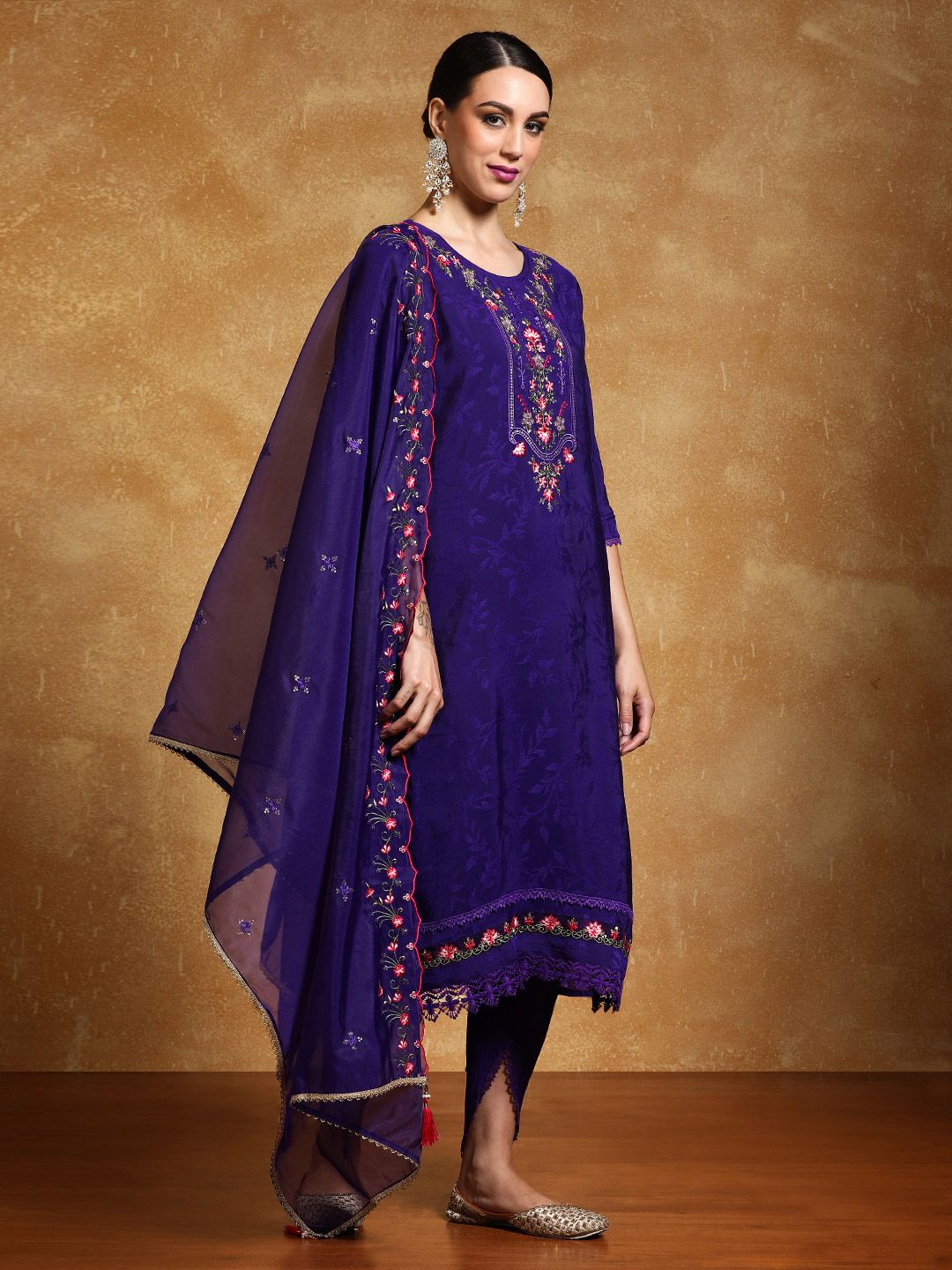 Dhiyona VA Women's Floral Embroidered Regular Kurta with Dhoti Pants & With Dupatta