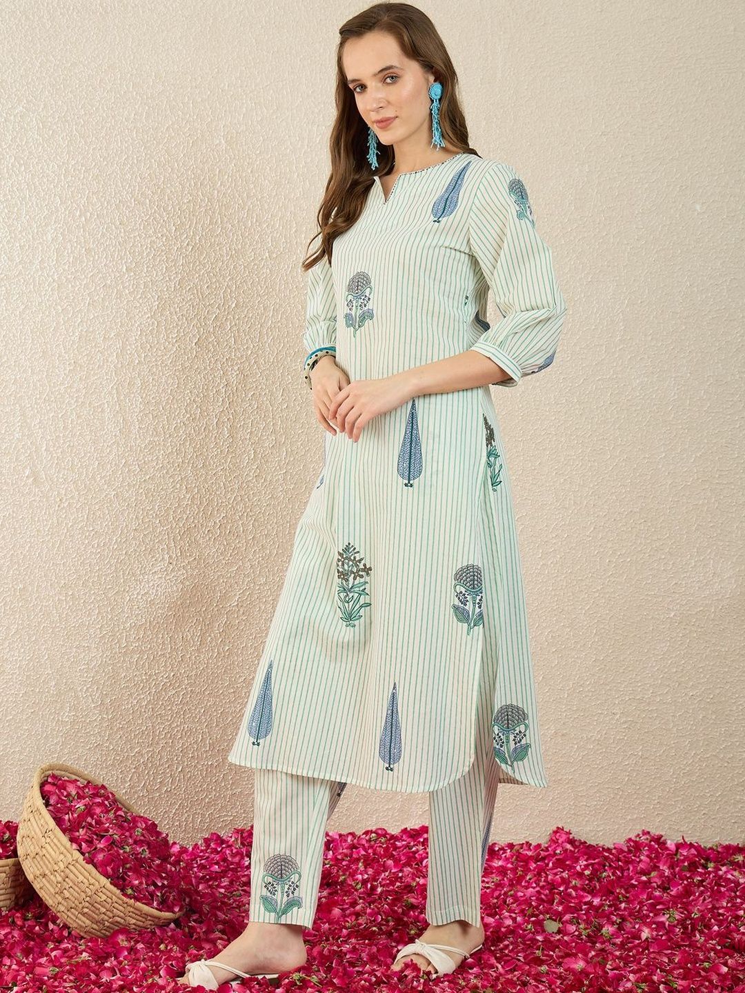 Dhiyona IE Printed Round Neck Three-Quarter Sleeves Pure Cotton Tunic And Trousers