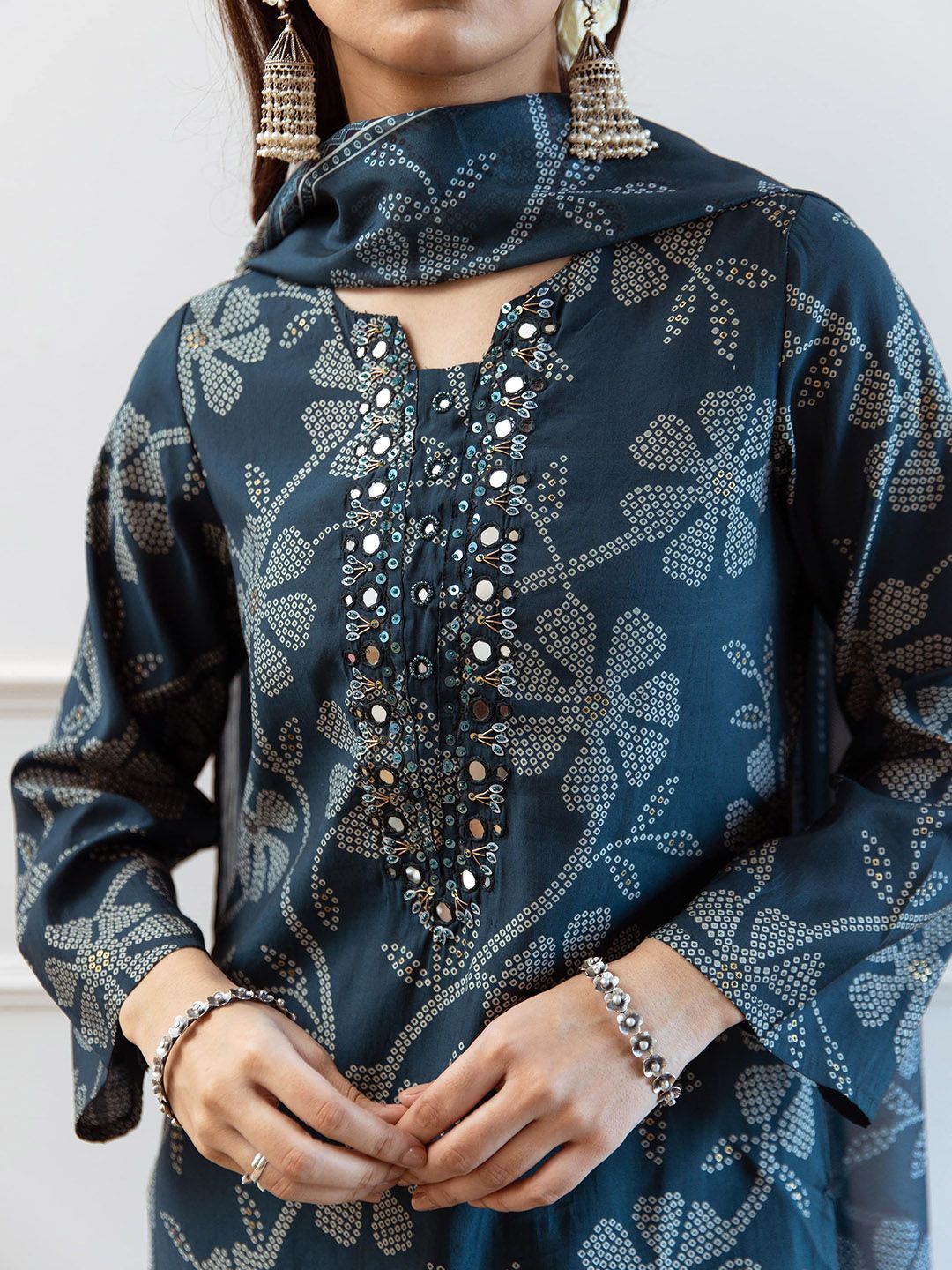 Dhiyona SN Women's Floral Printed Notch Neck Mirror Work Modal Muslin Kurta & Trousers With Dupatta