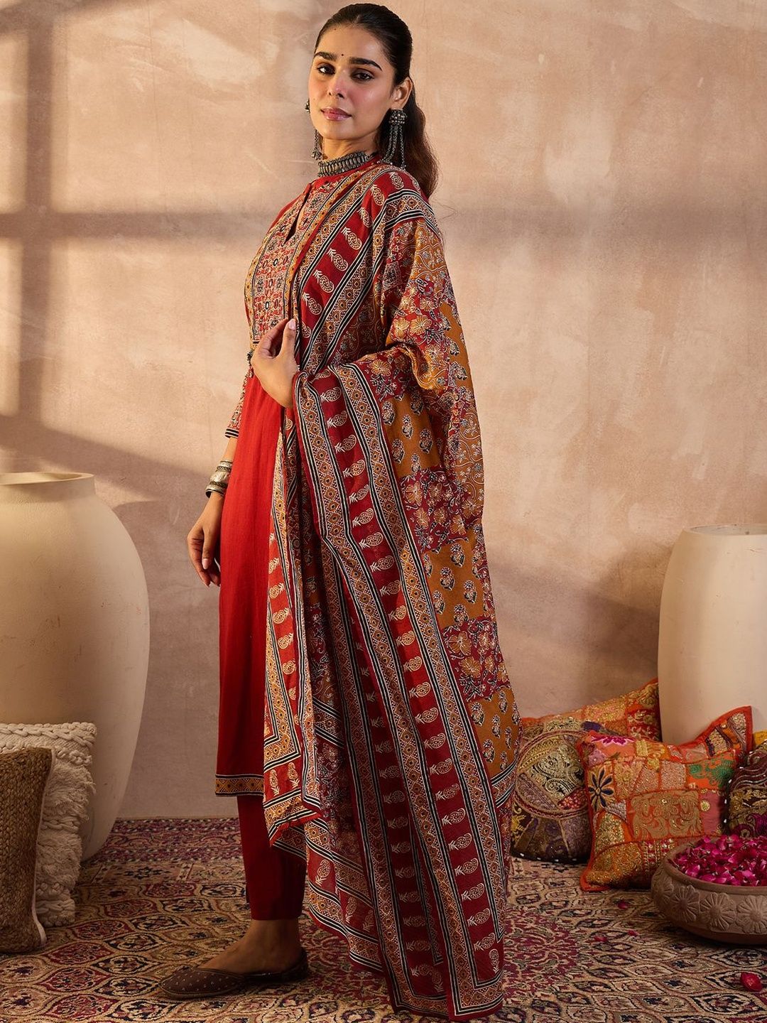 Women Ethnic Motifs Embroidered Beads and Stones Pure Cotton Kurta with Trousers