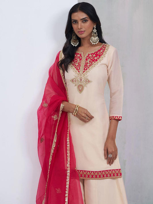 Dhiyona CH Women Floral Embroidered Sequinned Kurta with Palazzos & Dupatta