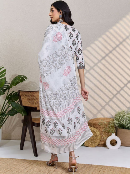 Women Floral Printed Cotton Kurta with Trousers & Dupatta