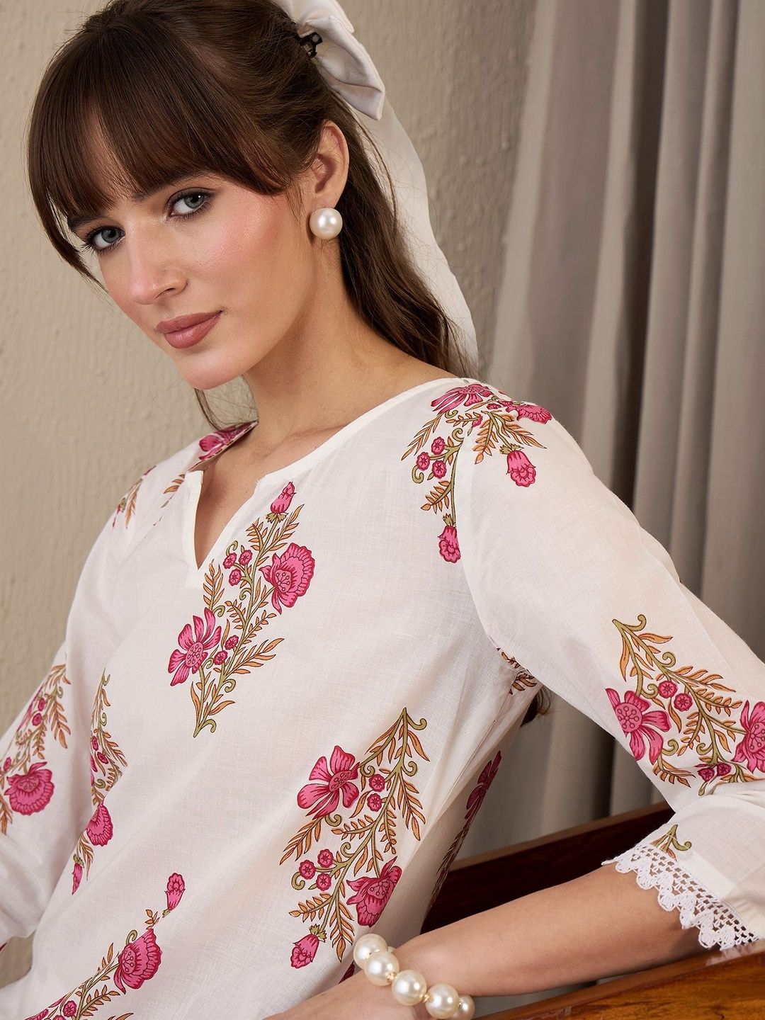 Floral Printed V-Neck Straight Pure Cotton Kurta With Trouser