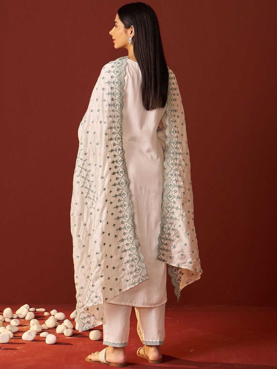 Dhiyona IE Women Floral Yoke Design Kurta with Trousers & Dupatta