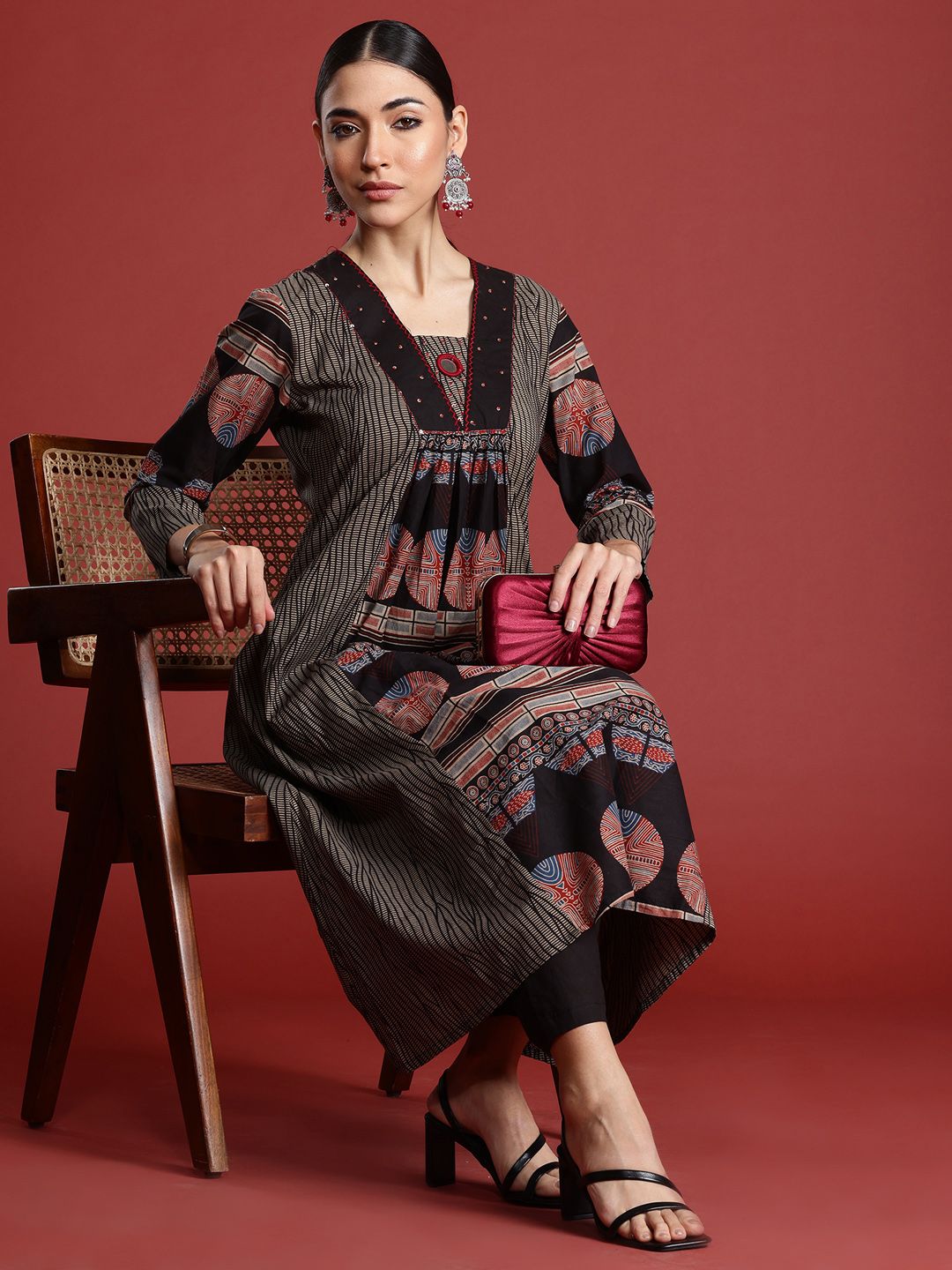 Dhiyona IE Printed Panelled Sequinned Pure Cotton A-Line Kurta with Trousers