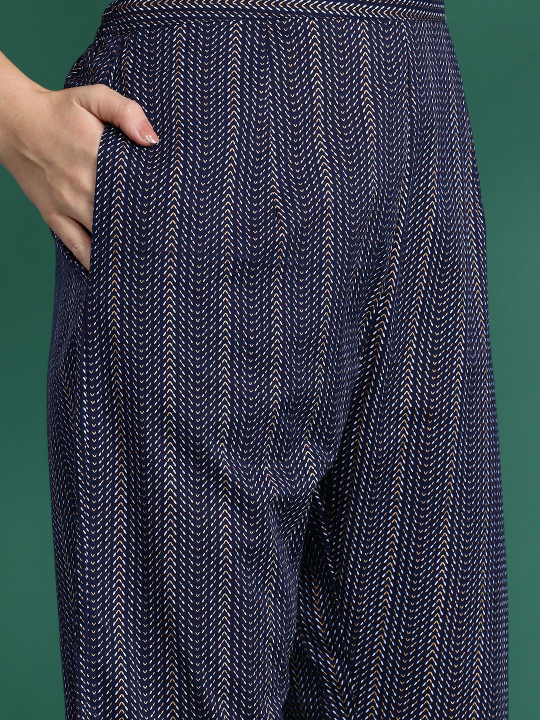 Dhiyona IE Plus Size Printed Pure Cotton Kurta with Trousers