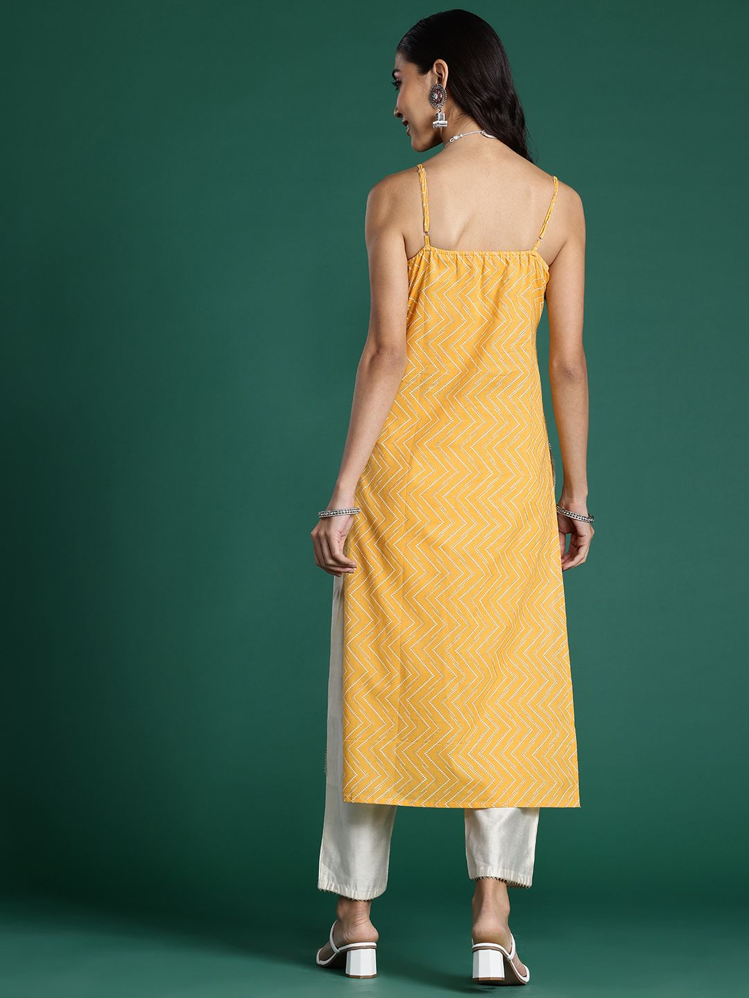 Dhiyona IE Chevron Printed Gotta Patti Pure Cotton Kurta
