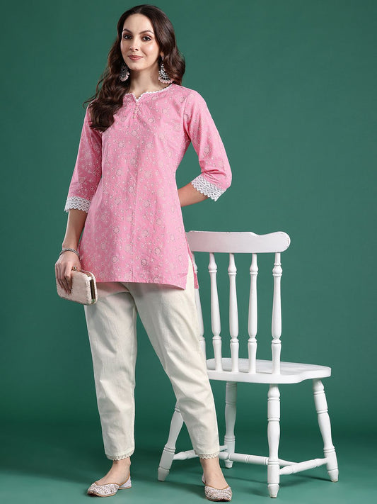 Dhiyona IE Floral Printed Floral Kurta