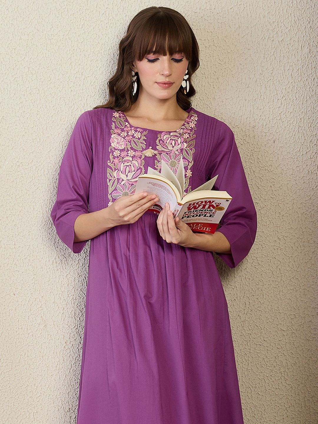 Dhiyona IE Embroidered Round Neck Top With Trousers Co-Ords