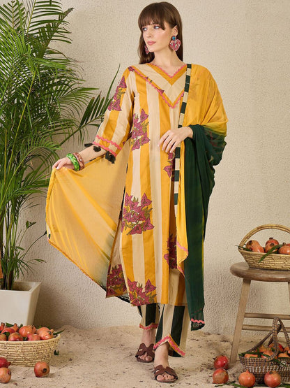 Floral Printed Pure Cotton Kurta with Trousers & Dupatta