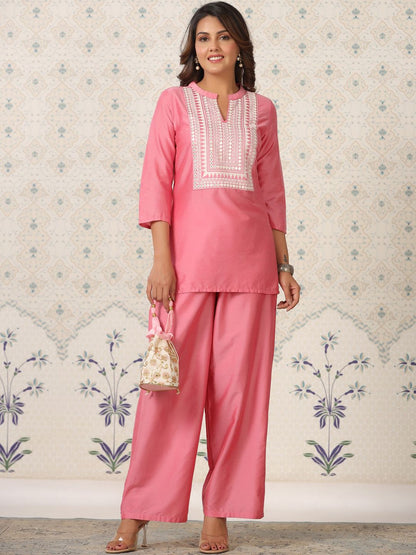 Dhiyona OD  Printed Mandarin Collar Thread Work Kurta