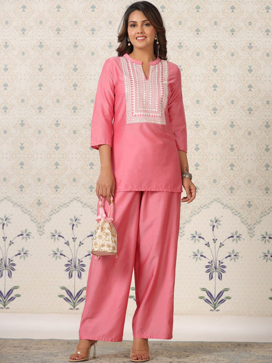 Dhiyona OD  Printed Mandarin Collar Thread Work Kurta