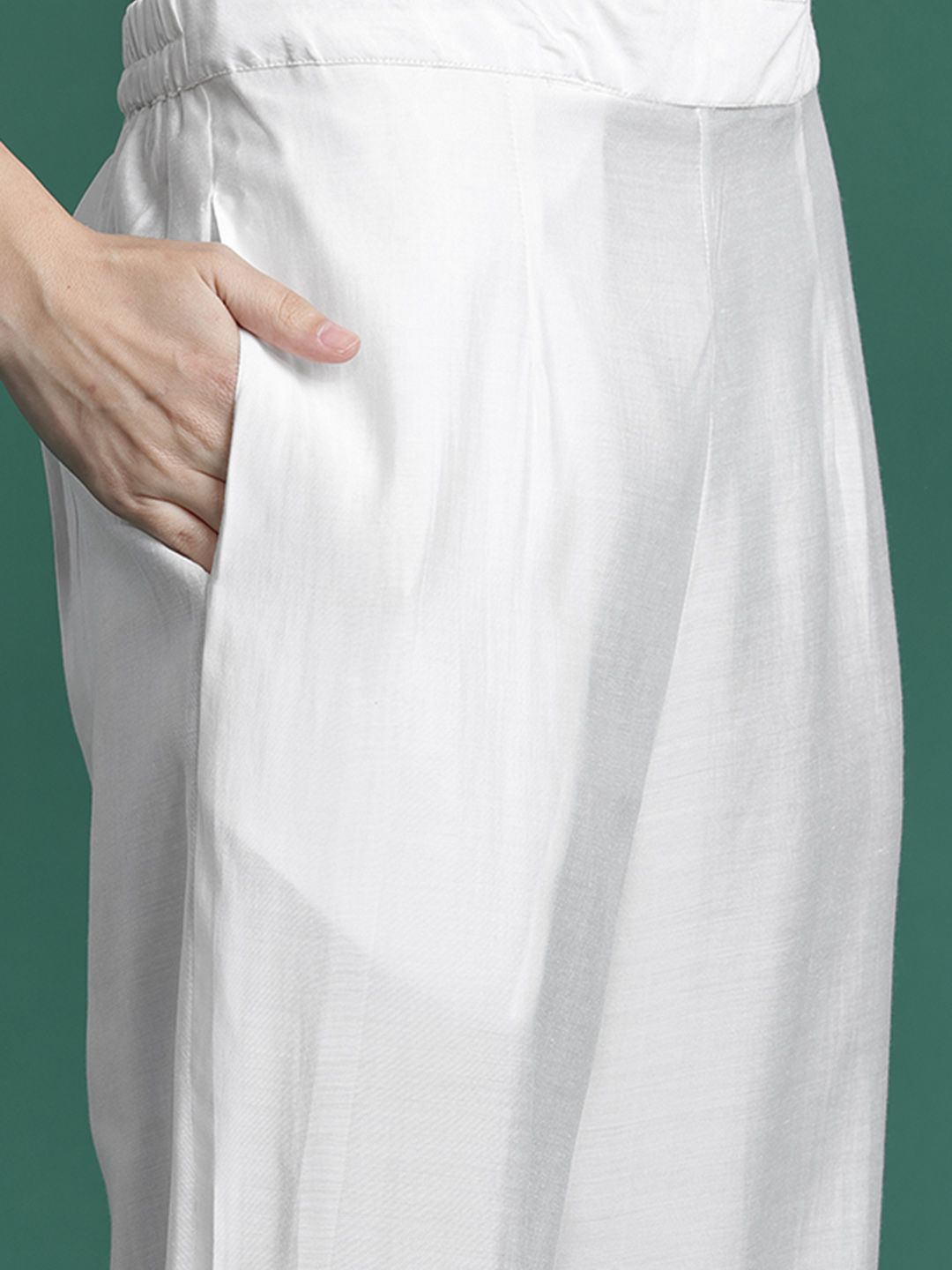 Ethnic Motifs Kurta with Trousers & Dupatta