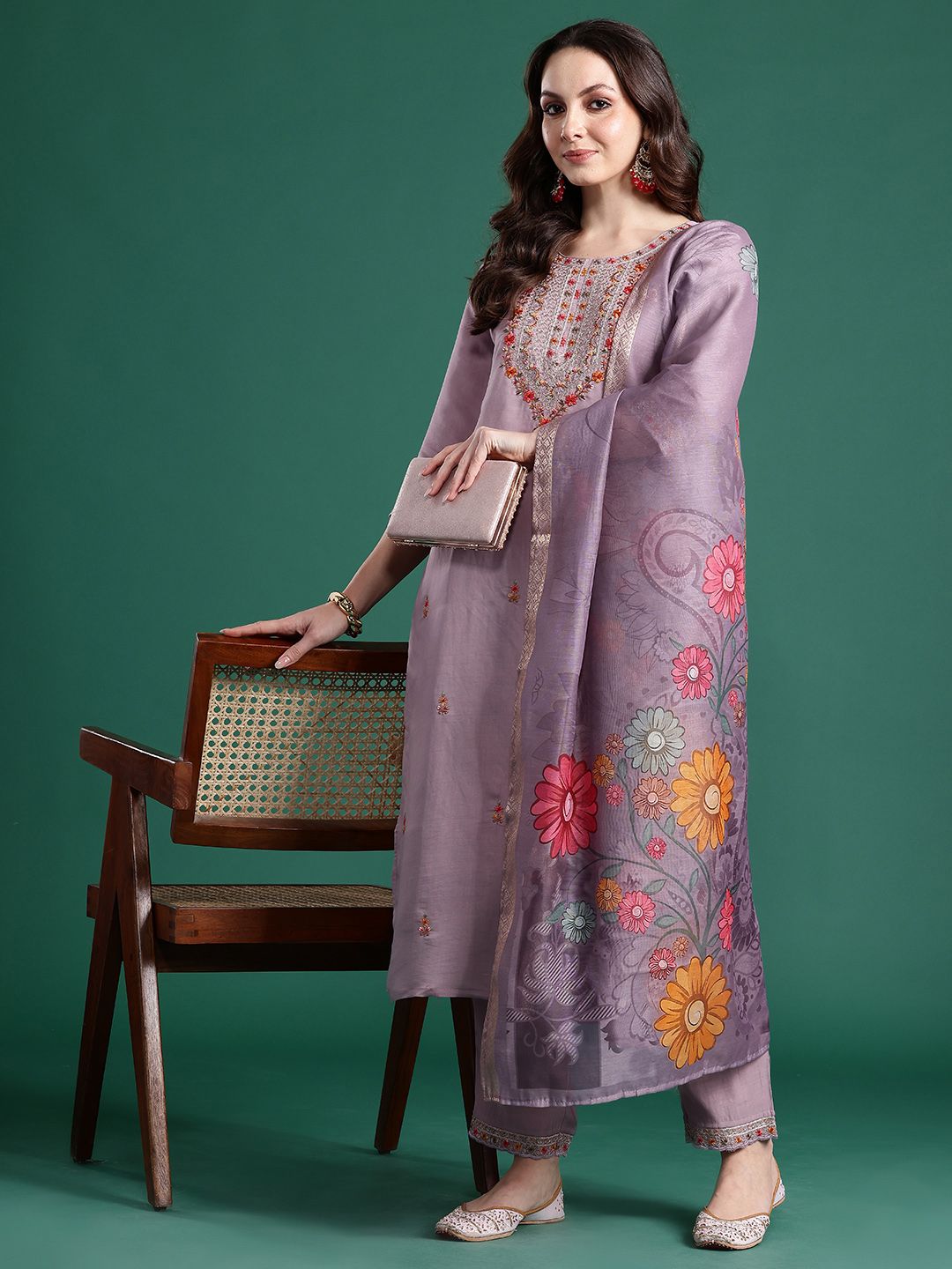 Dhiyona IE Floral Embroidered Kurta with Trousers & Dupatta