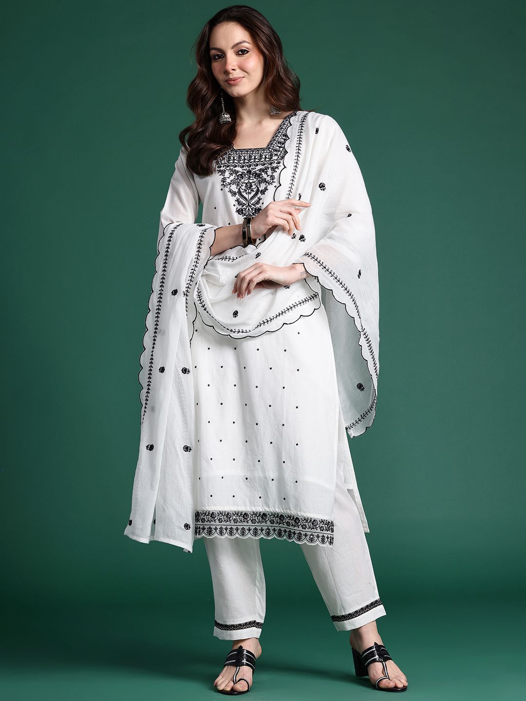 Dhiyona IE Floral Embroidered Pure Cotton Kurta with Trousers & Dupatta