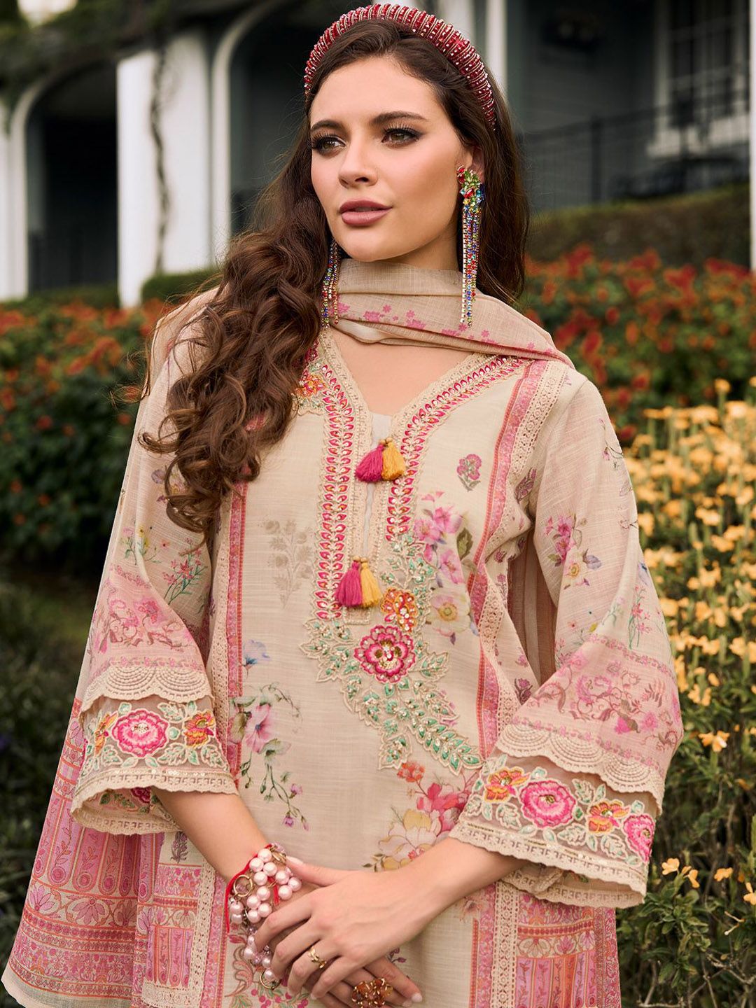 Dhiyona IE Floral Printed V-Neck Sequinned Linen Kurta With Trousers And Dupatta