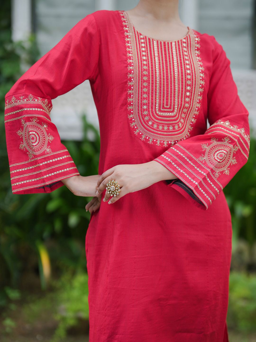 Dhiyona IE Women Ethnic Motifs Embroidered Regular Sequinned Kurta with Trousers