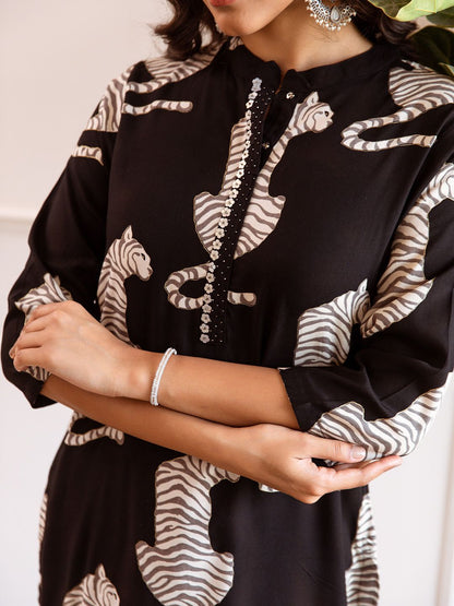Dhiyona IS Women's Women Ethnic Motifs Printed Regular Kurta with Palazzos