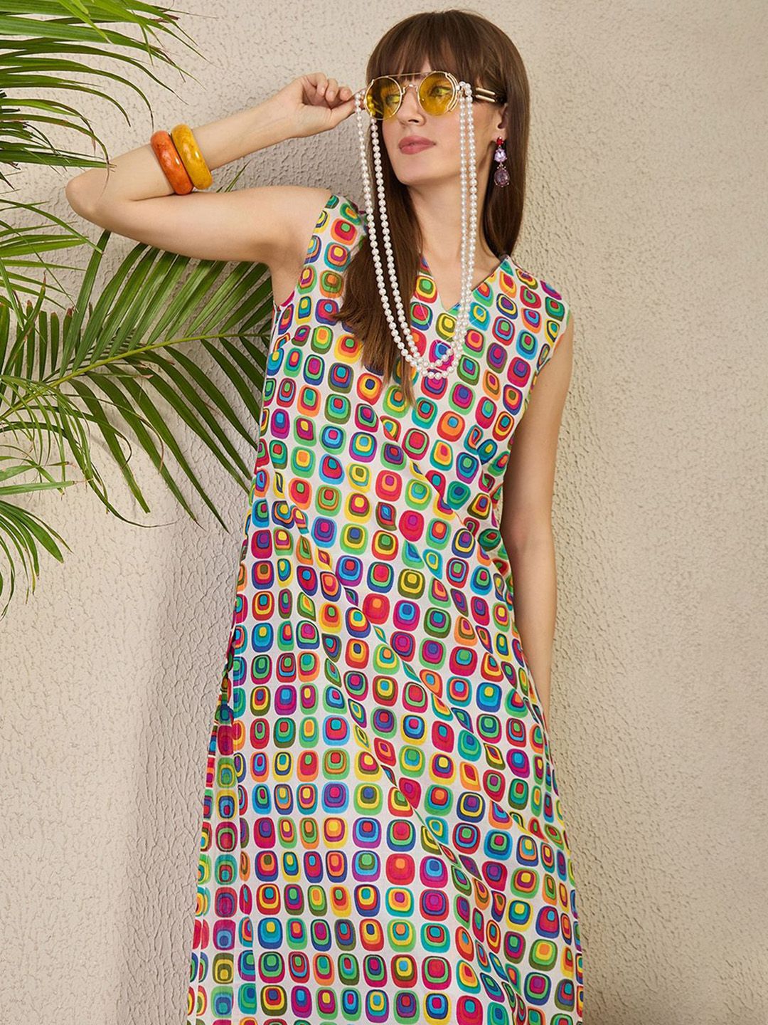 Geometric Printed V-Neck Pure Cotton Kurta With Trousers