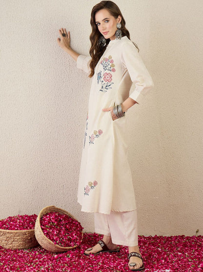Women Floral Embroidered Thread Work Pure Cotton Kurta with Trousers