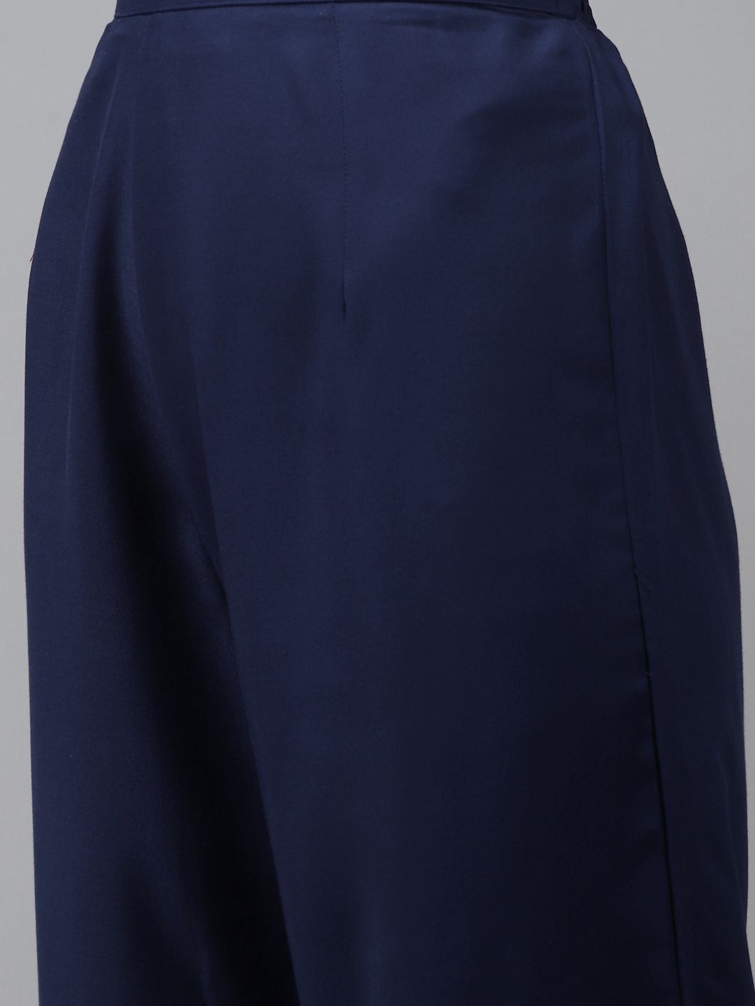 Women Blue Floral Printed Regular Kurta with Palazzos & With Dupatta