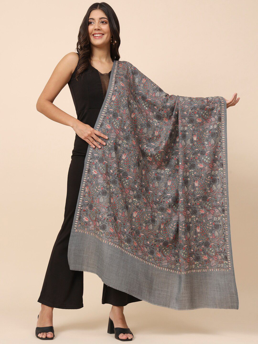 Dhiyona PA Women Floral Embroidered Pure Woollen Shawl