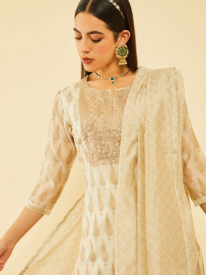 Dhiyona SO Women's Women Floral Printed Chanderi Silk Straight Kurta With Trousers & Dupatta