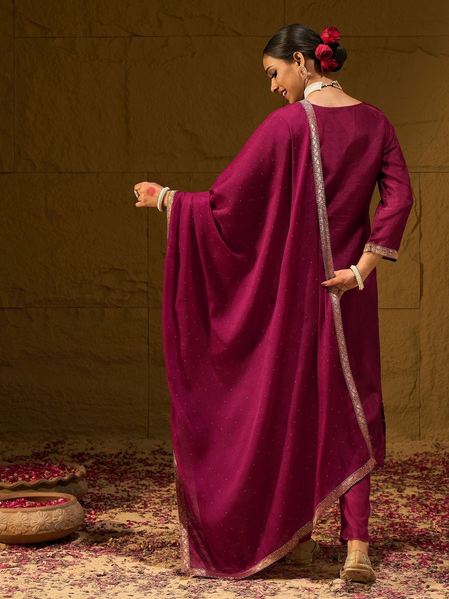 Dhiyona IE Floral Embroidered Straight Kurta With Trousers And Dupatta
