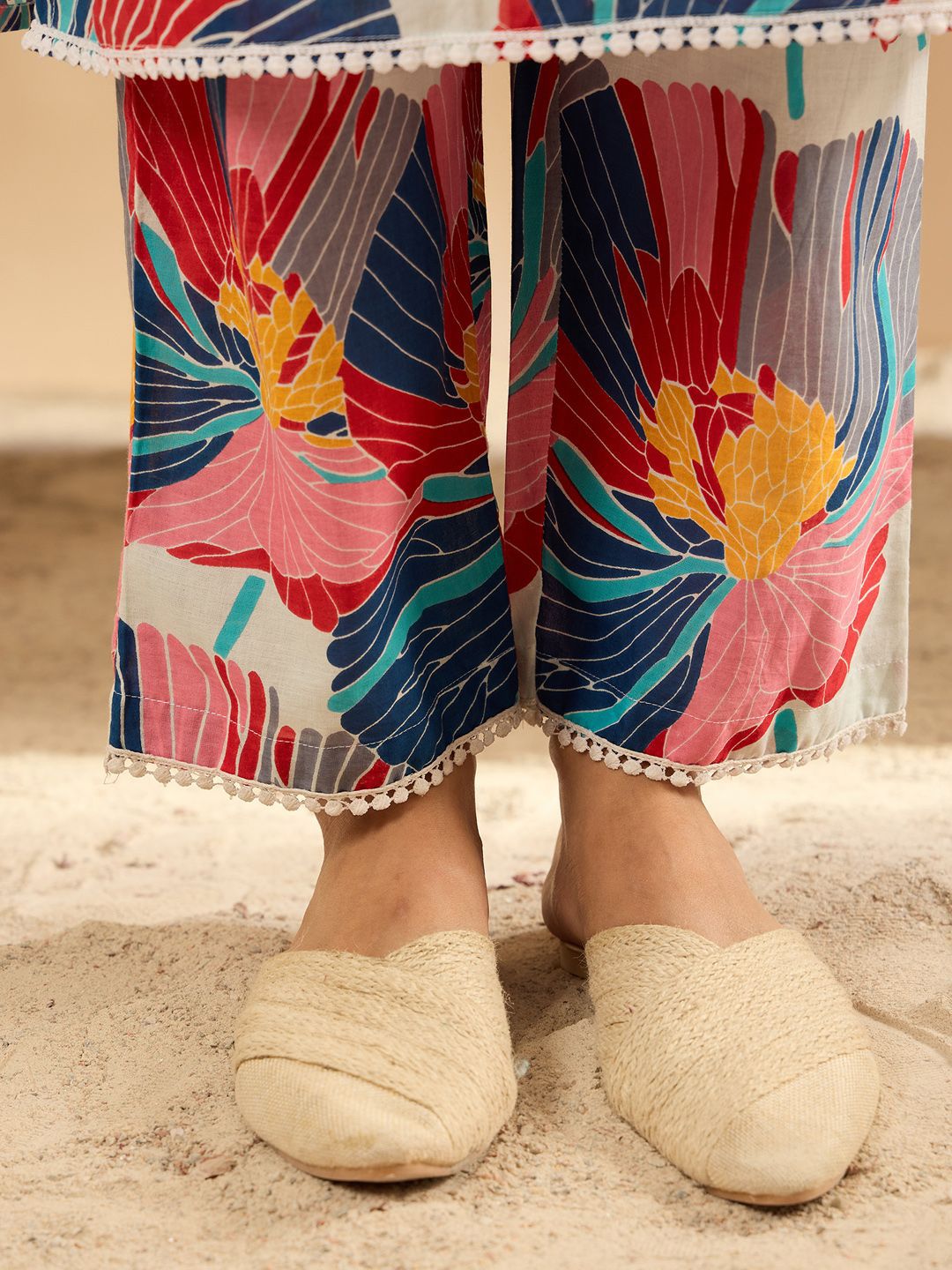 Dhiyona IE Women Printed Regular Pure Cotton Kurta with Trousers