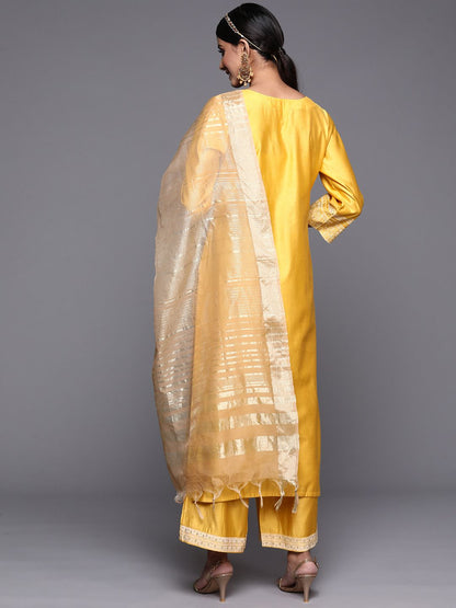 Women Yellow Printed Liva Kurta with Palazzos & With Dupatta