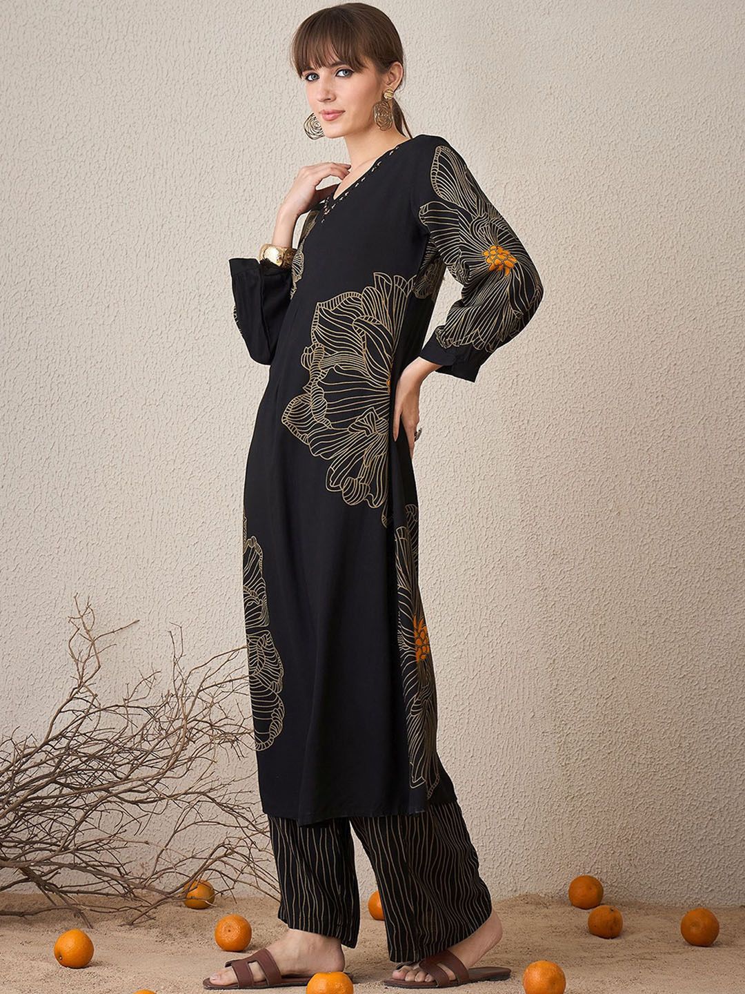 Dhiyona IE Floral Printed V-Neck Tunic With Palazzo