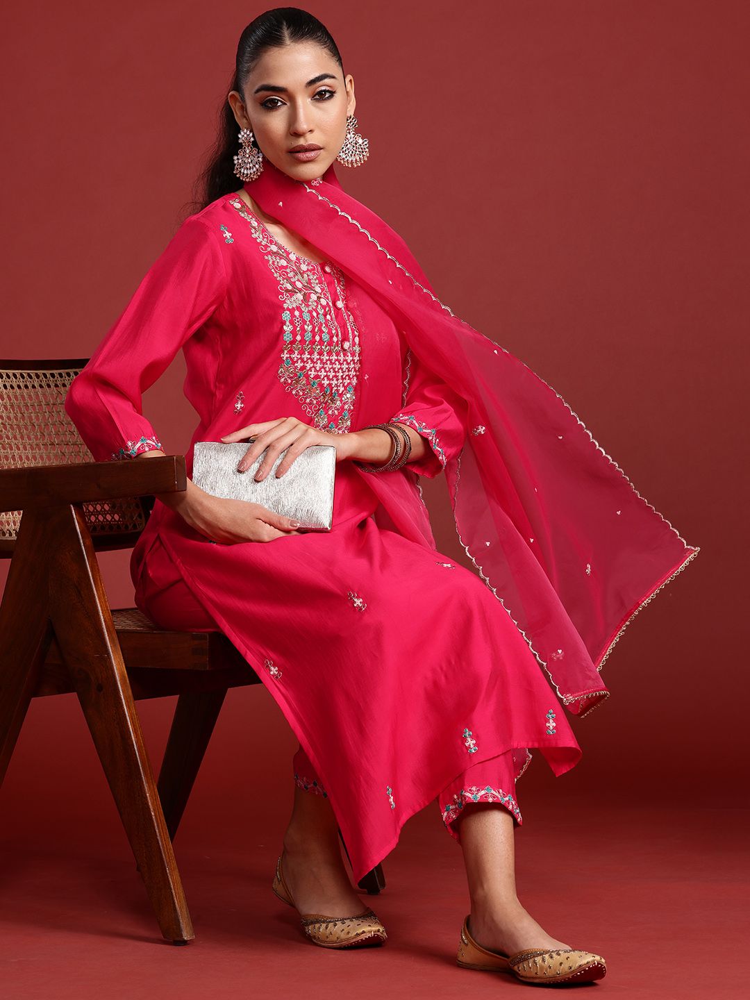 Ethnic Motifs Embroidered Sequinned Kurta With Trousers & Dupatta