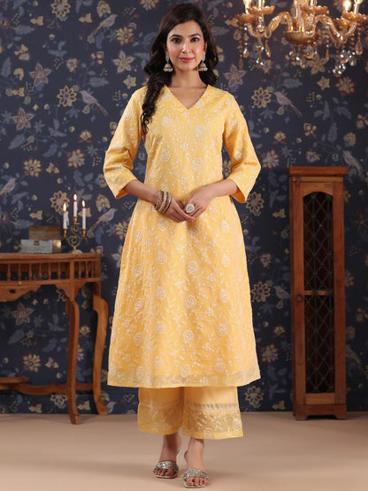 Dhiyona PD Women Ethnic Floral Embroidered Sequined Kurta With Palazzos