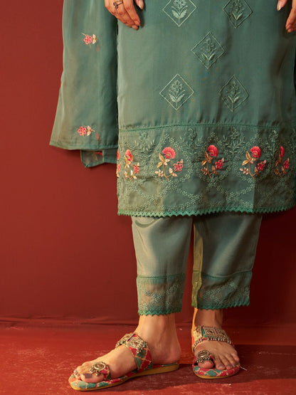 Dhiyona IE Women Floral Embroidered Kurta with Trousers & Dupatta