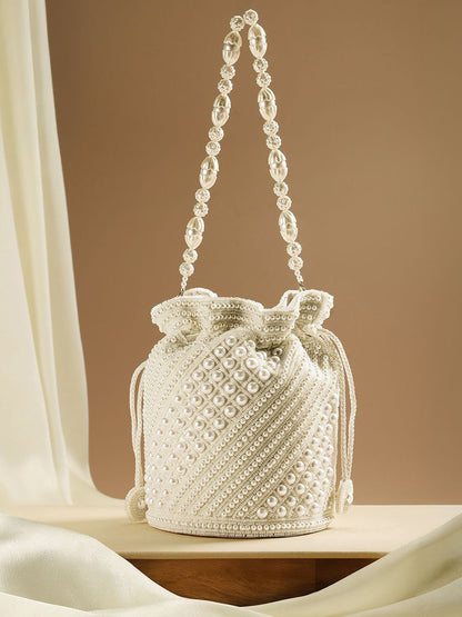 Dhiyona NR Women White Clutches