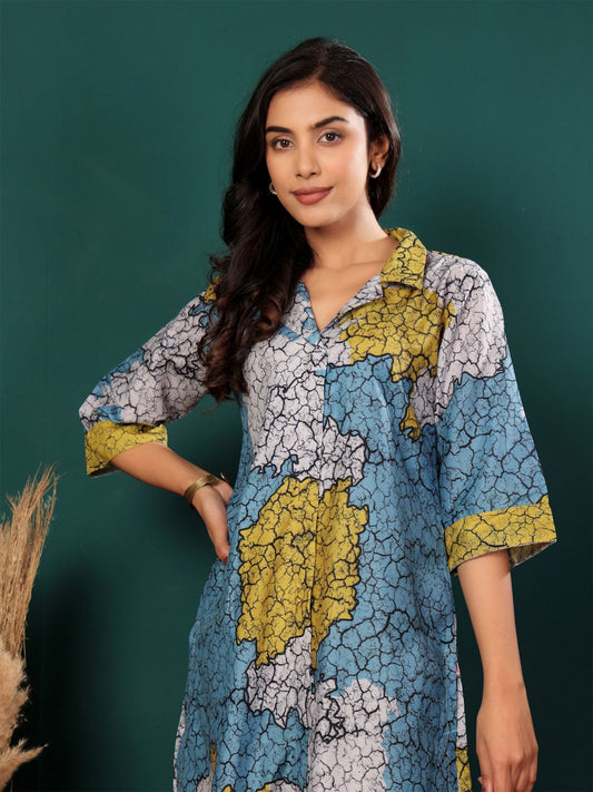 Dhiyona VA Women'sAbstract Printed Shirt Collar Straight Kurta With Trouser