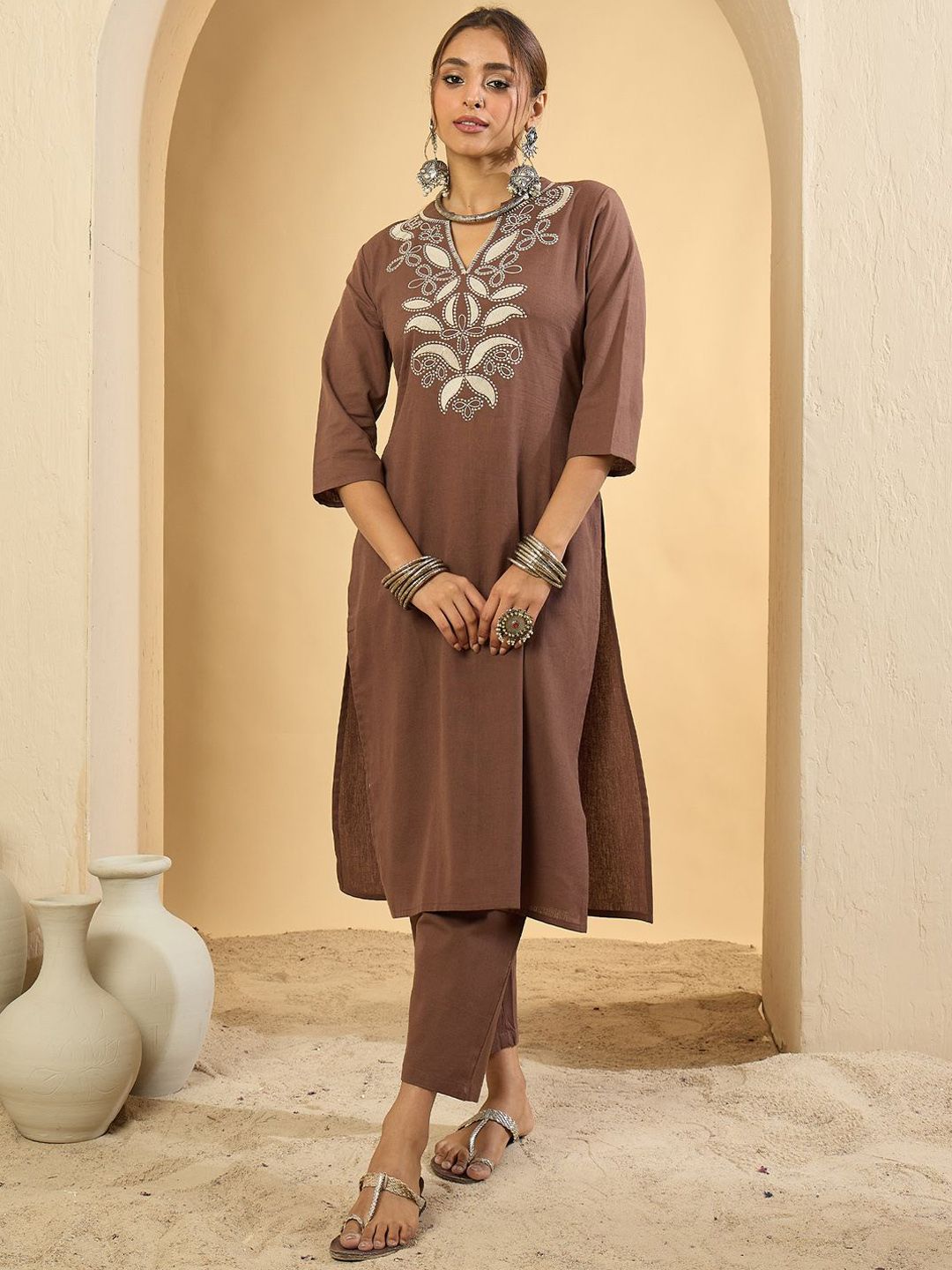 Dhiyona IE Women Floral Embroidered Regular Pure Cotton Kurta Set
