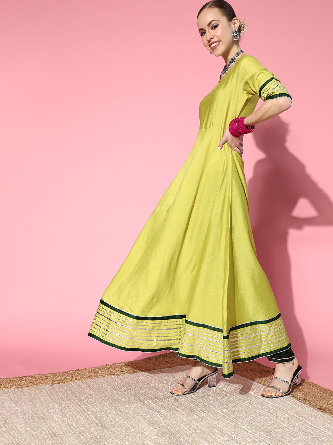 Dhiyona IE Women Stylish Green Liva Swirling Volume Kurta