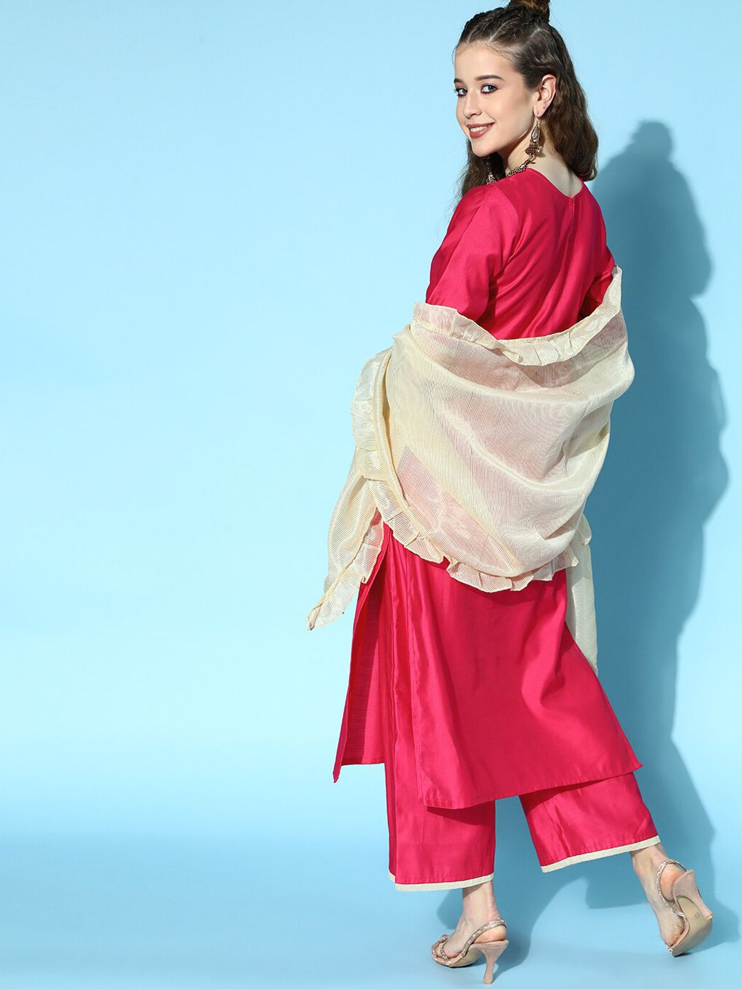 Dhiyona IE Women Ethnic Motifs Embroidered Beads and Stones Liva Kurta Set