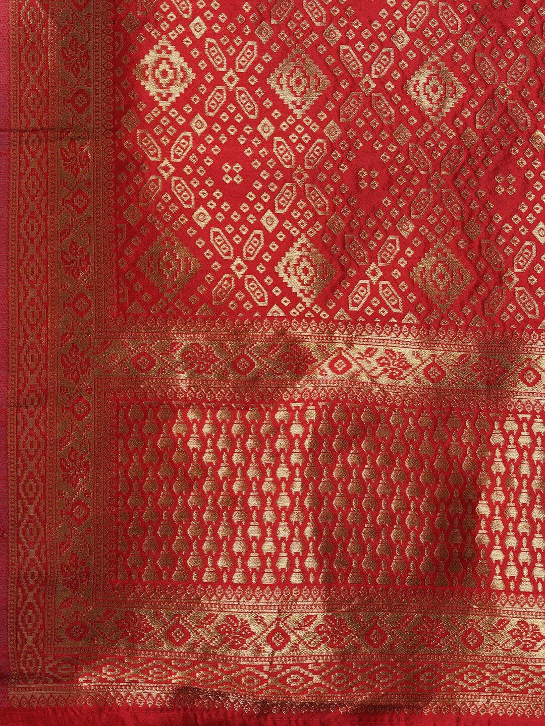 Dhiyona IE Ethnic Motifs Yoke Design Zari Kurta & Trousers With Dupatta