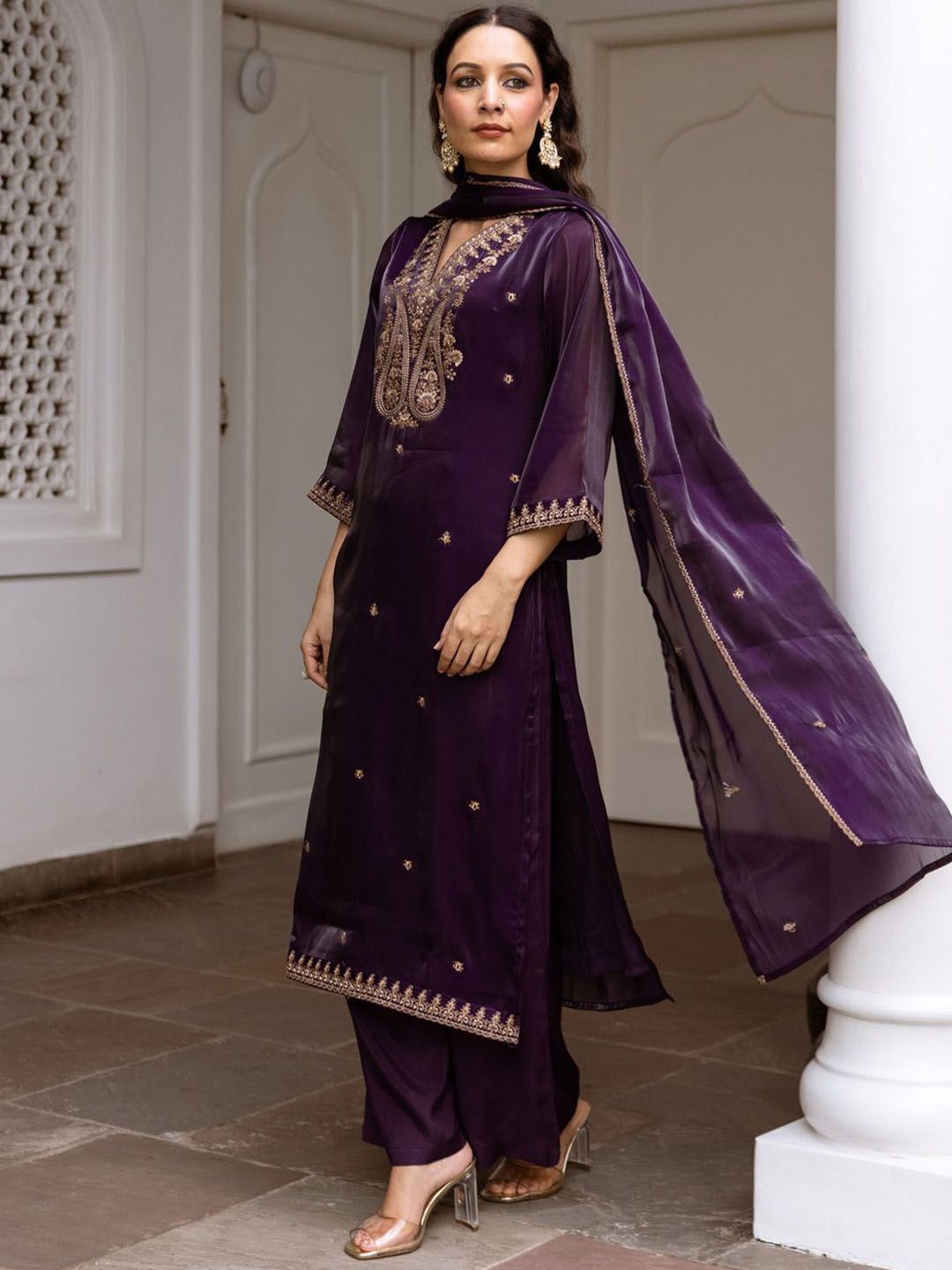 Women Ethnic Motifs Embroidered Regular Kurta with Trousers & With Dupatta