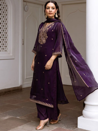 Women Ethnic Motifs Embroidered Regular Kurta with Trousers & With Dupatta
