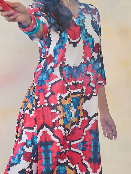 Women Printed Regular Kurta with Trousers