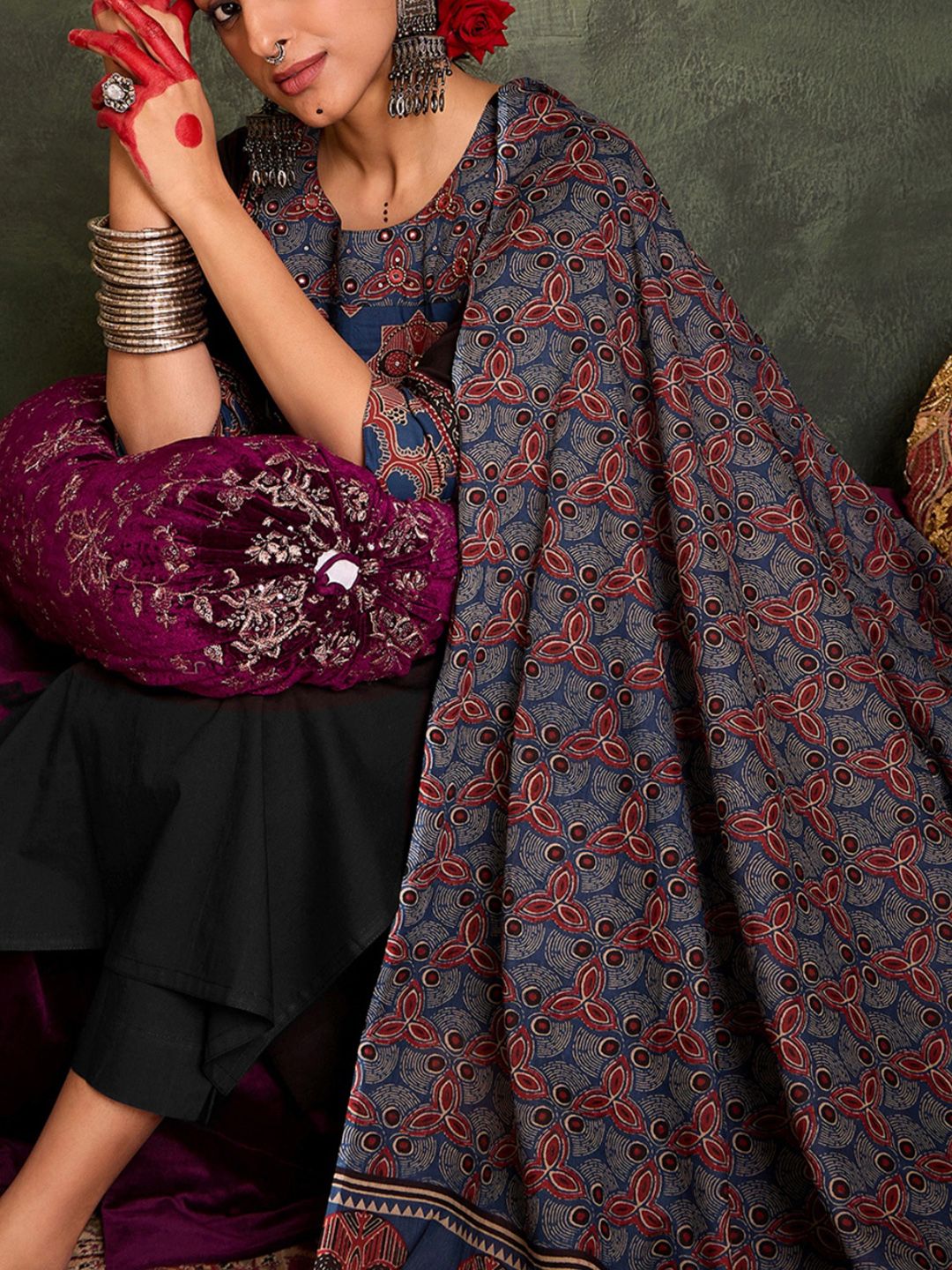 Floral Printed Round Neck Cotton Straight Kurta With Trousers & Dupatta