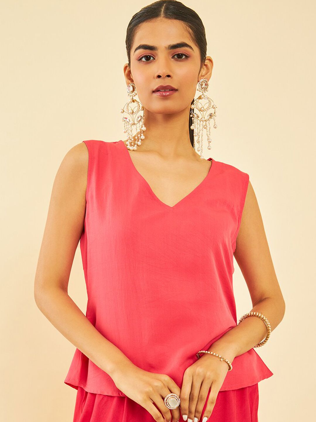 Dhiyona SO Women's Peach Coloured Floral Printed Kaftan Kurta With Inner & Trouser