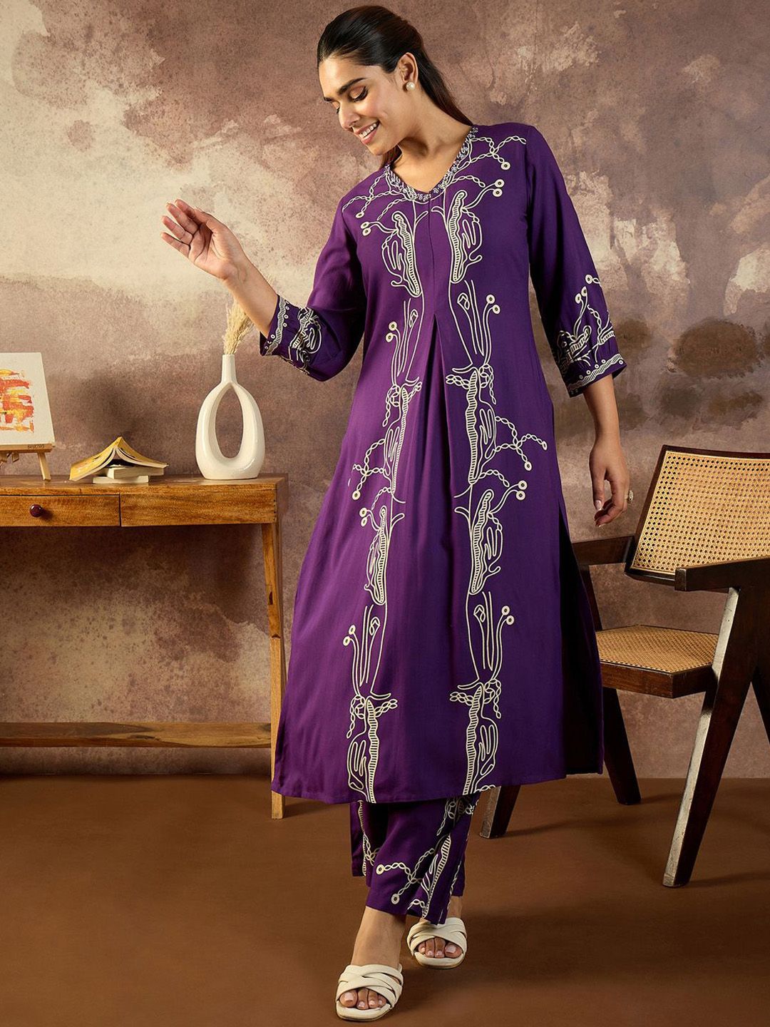 Women Printed Regular Beads and Stones Kurta with Palazzos