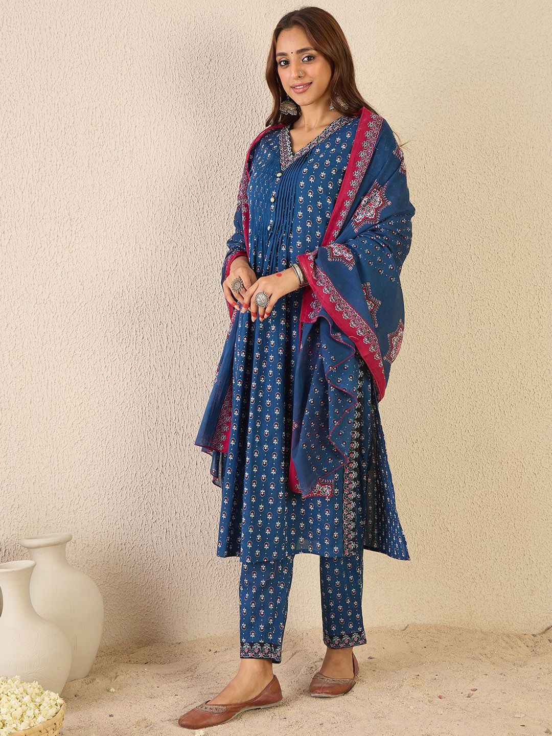 Women Ethnic Motifs Printed Thread Work Kurta with Trousers & With Dupatta