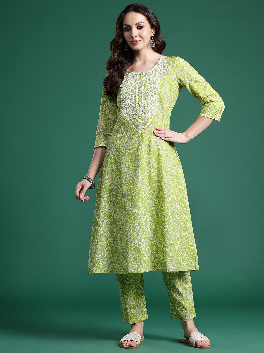Dhiyona IE Women Paisley Embroidered Pure Cotton Kurta with Trousers